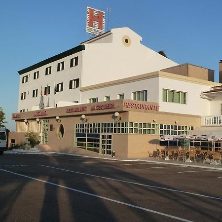 אלבאס Hotel Brasa מראה חיצוני תמונה